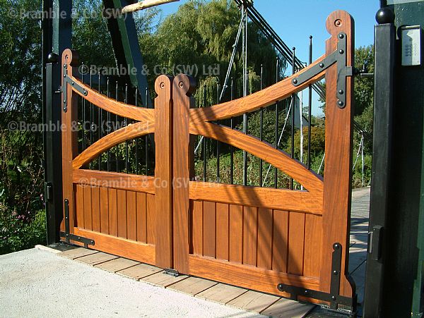 Hardwood Gates,Exeter,Devon